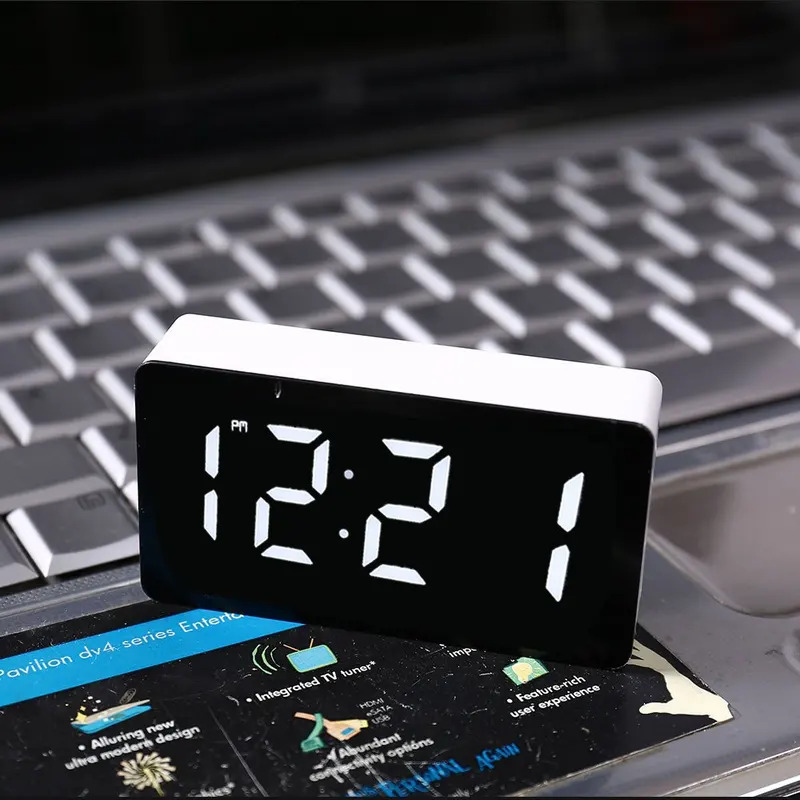 LED Electronic Watch Mirror Al - Electronics Gadgets Wholesale ulasan dan harga